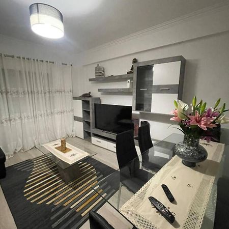 Quarto Calmo E Acolhedor Apartman Almada Kültér fotó