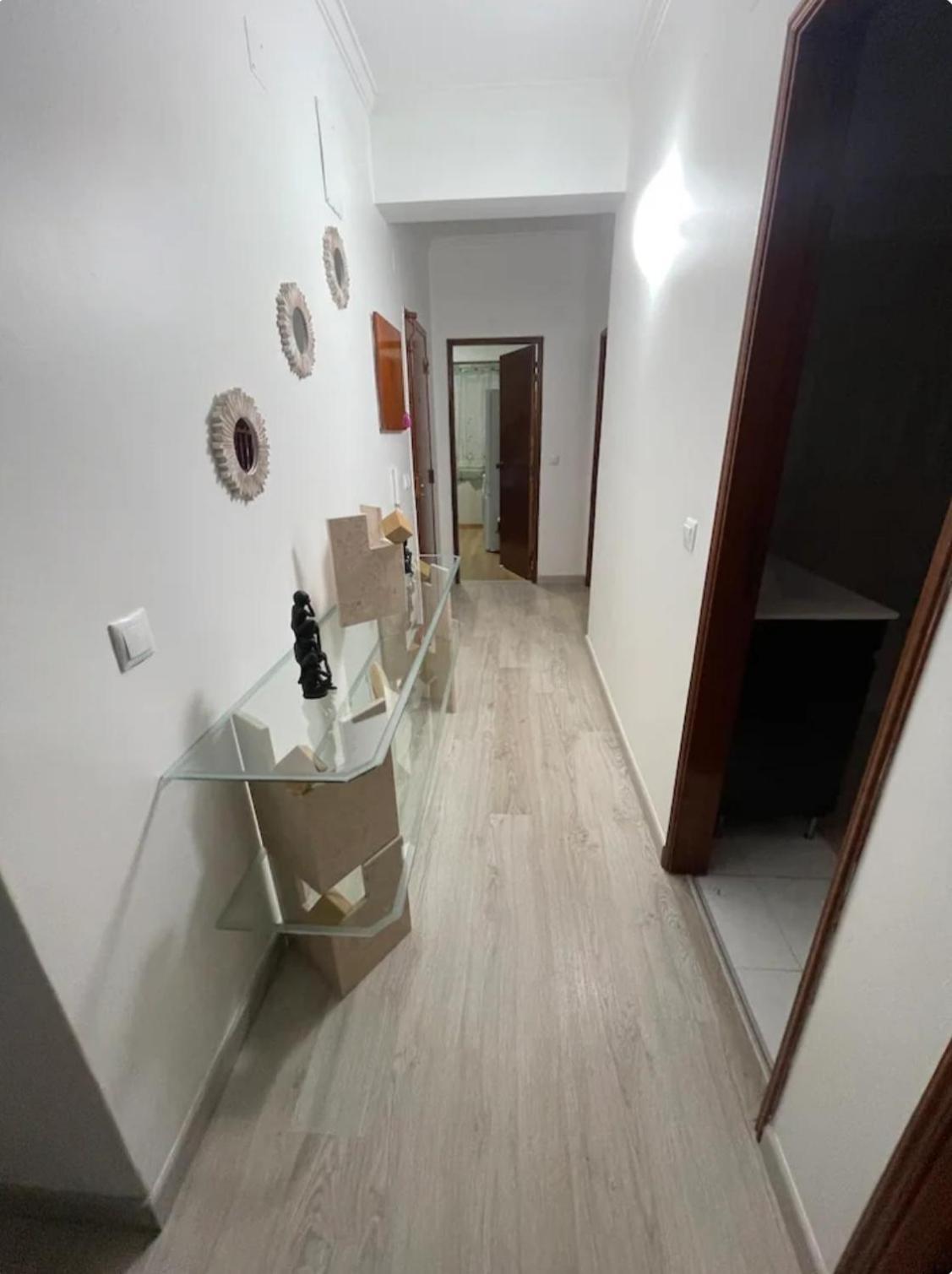 Quarto Calmo E Acolhedor Apartman Almada Kültér fotó